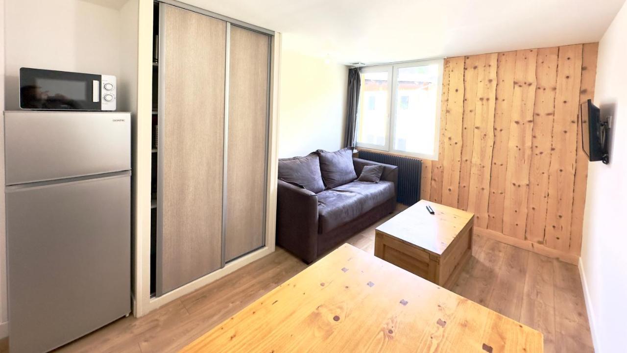 Les Chamois Apartment Lajoux Екстериор снимка