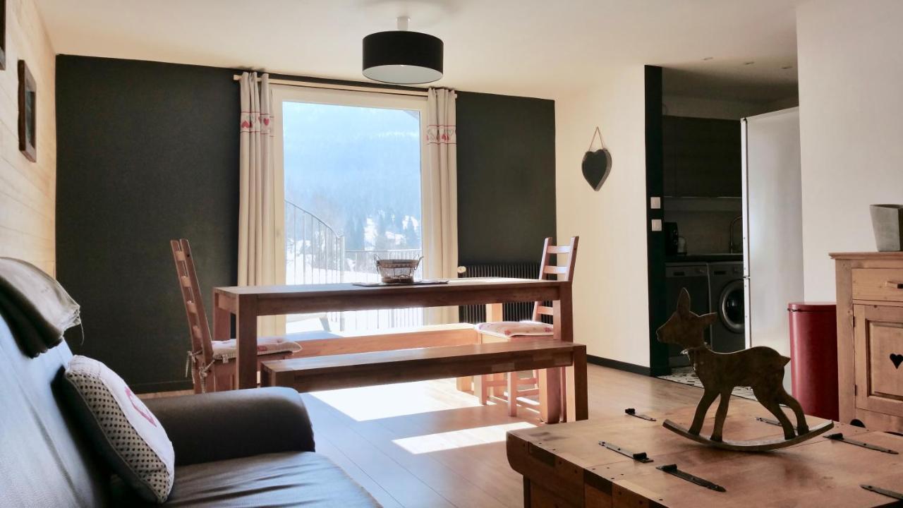 Les Chamois Apartment Lajoux Екстериор снимка